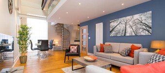 Host & Stay | The Old Antique Shop