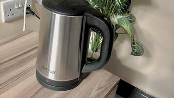 Kaffee und/oder Kaffeemaschine