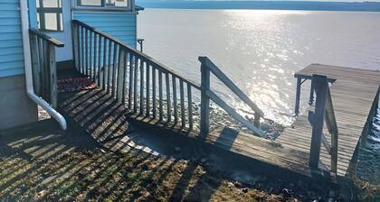 Sublime Sunsets--Charming Cottage with No Bad Views