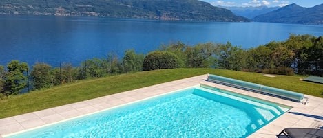 Family Villa, 4 Bedrooms, Balcony, Mountainside (Casa Antonia: Lake Maggiore Villa) | Pool | Seasonal outdoor pool