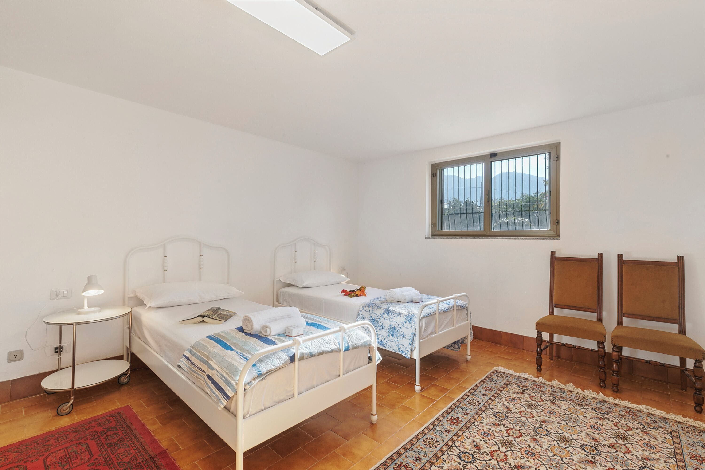Villa familiare, camere multiple, lato montagna (Casa Antonia) | 4 camere, ferro/asse da stiro, Wi-Fi gratuito, lenzuola