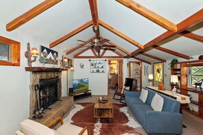 تلفزيون، مدفأة