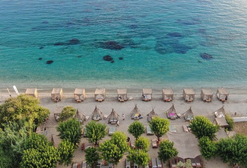 Natura Luxury Villas