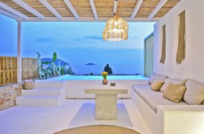 Family luxury suite with private pool and sea view | Terrasse/Patio