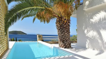 Mamma Mia luxury suite with private pool and sea view | Terrace/patio
