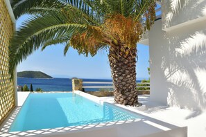 Terrace/patio - Natura Luxury Villas (Skopelos)