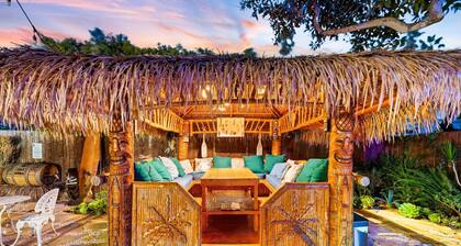 20% Off June 15-17! Walk To Beach, Private Jacuzzi