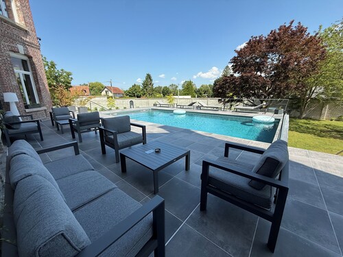 Exceptional residence 10 km from Amiens