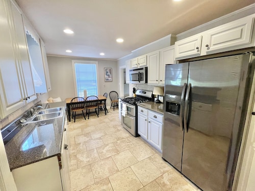 Hoover~Tuscaloosa~UAB~Right off 459~CharMing~SaFe~FaMily-Pet Friendly HoMe!