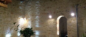 Demeure de maitre  piscine et terrasses. Maison idéale pour plusieurs familles