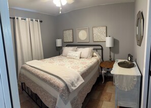 1 bedroom, iron/ironing board, WiFi, bed sheets