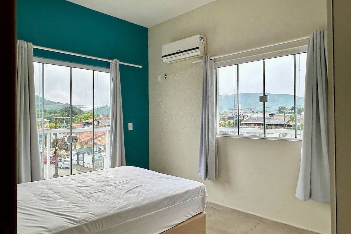 2 bedrooms, free WiFi