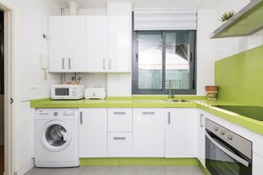 Fridge, microwave, dishwasher, toaster