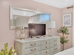 2 habitaciones, escritorio, cuna de viaje y wifi gratis 