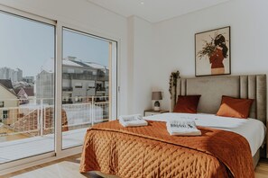 Superior Duplex, Balcony, City View | Blackout drapes, iron/ironing board, free WiFi - Bruval Premium Apartments - Gaia (Vila Nova de Gaia)