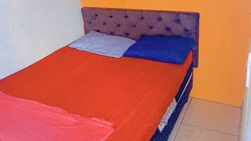 1 quarto, ferros/tábuas de passar roupa, Wi-Fi de cortesia