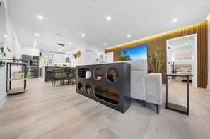 TV - New Design Dist Gem:Pool,HotTub,Minigolf,Nespresso (Miami)