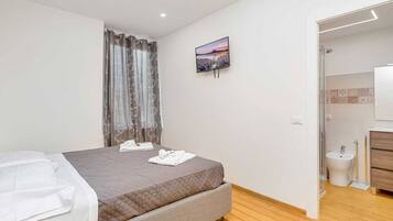 2 Schlafzimmer, Bügeleisen/Bügelbrett, WLAN, Bettwäsche