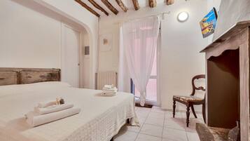 2 Schlafzimmer, Bügeleisen/Bügelbrett, WLAN, Bettwäsche