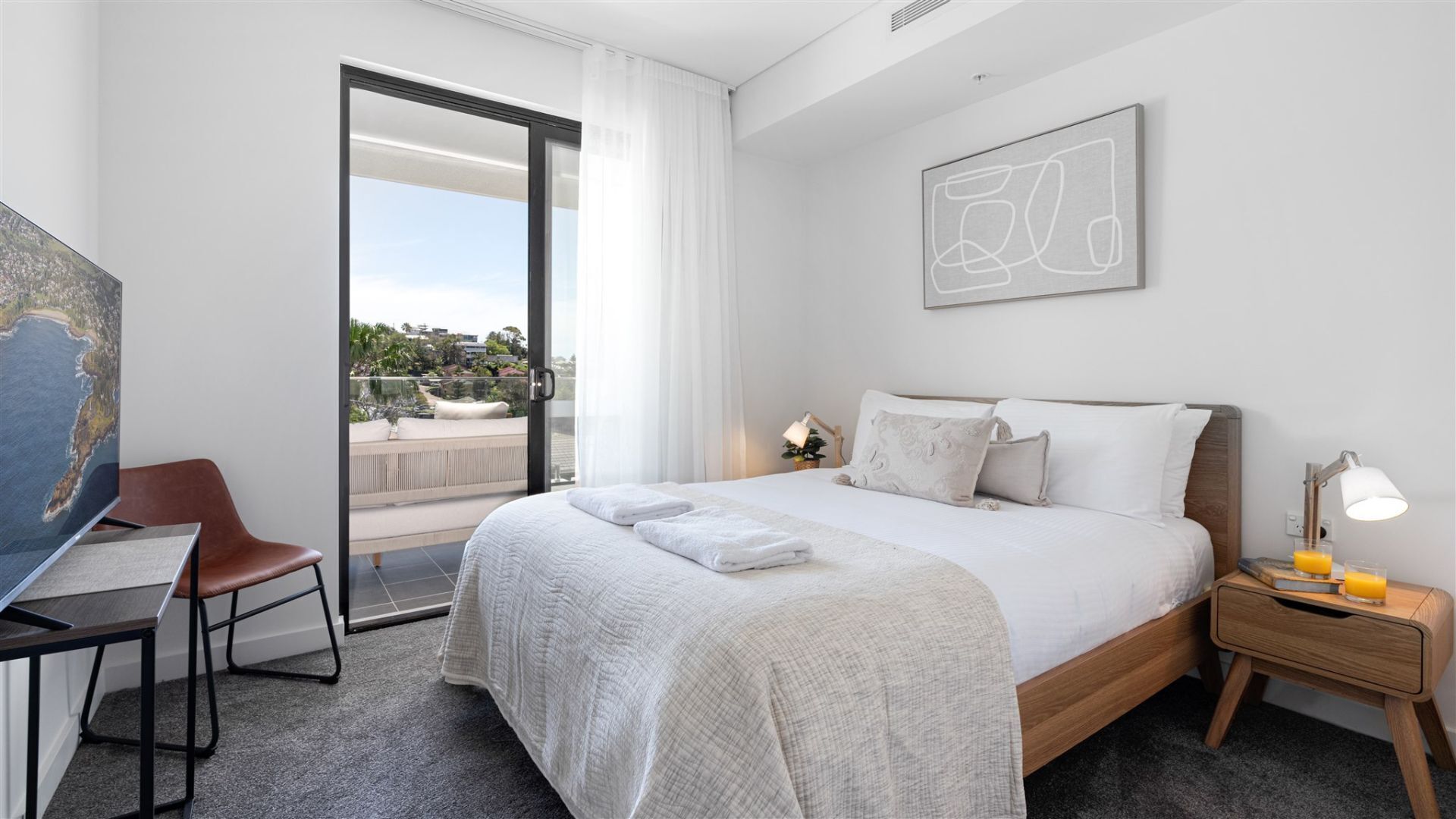 3 bedrooms, iron/ironing board, travel crib, WiFi