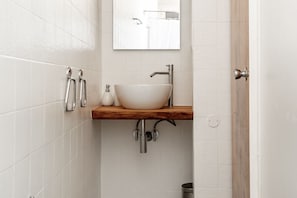 Shower, hair dryer, bidet, towels - Neverland, Terre Marine (Portovenere)