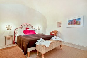 1 soverom, strykejern/-brett og sengetøy