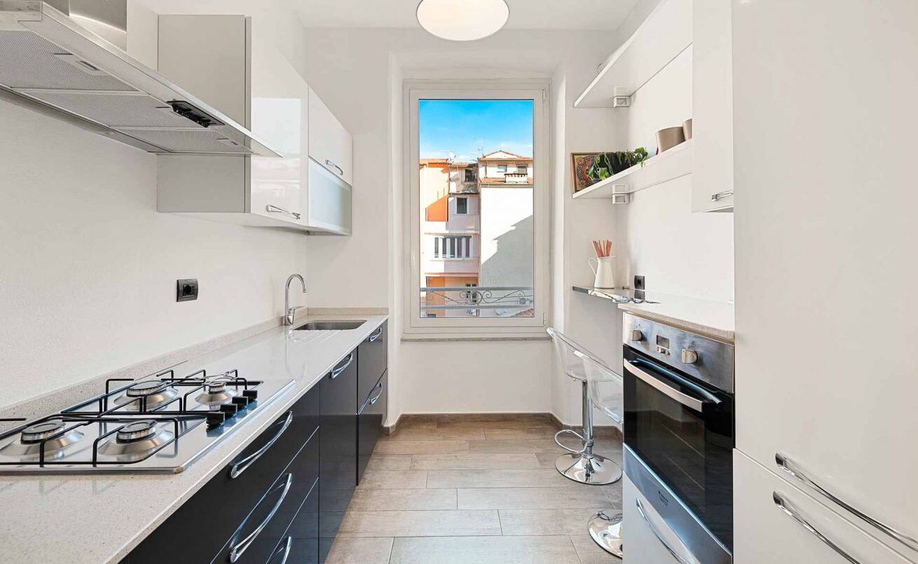 Kühlschrank, Ofen, Herdplatte, Geschirrspüler