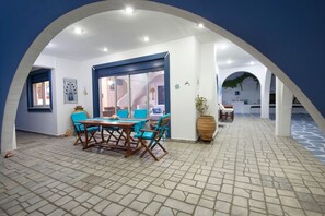 Villa, Smoking | 4 bedrooms
