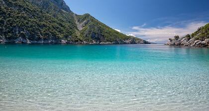 Blue Dream Seaside Villa With Superb sea Views