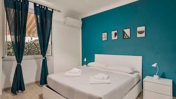 1 Schlafzimmer, BĂŒgeleisen/BĂŒgelbrett, WLAN, BettwĂ€sche