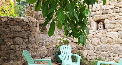 GĂźte des Mimosas au cĆur des CĂ©vennes pour amoureux de nature et de randos