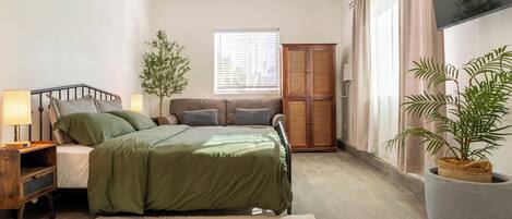 1 bedroom, WiFi, bed sheets