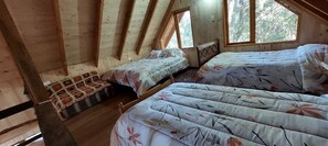 1 bedroom, bed sheets