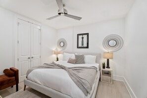 5 bedrooms, iron/ironing board, free WiFi, bed sheets