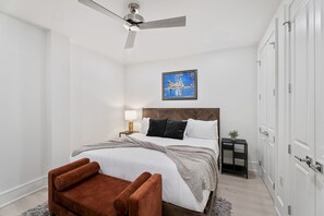 2 chambres, fer et planche à repasser, Wi-Fi gratuit, draps fournis