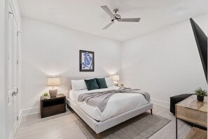 2 bedrooms, iron/ironing board, free WiFi, bed sheets