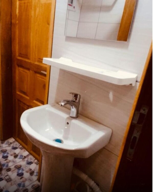 Toallas y papel de baño 