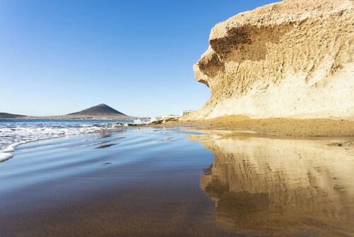 Relax by the Sea at Medano Retreat, Terrace & Pool