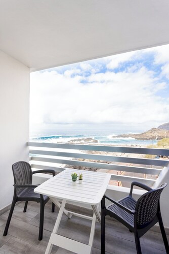 Home2Book Ocean Breeze Terrace Stay, Mesa del Mar