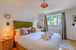2 chambres, fer et planche à repasser, lit parapluie, Wi-Fi gratuit