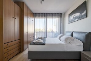 2 chambres, fer et planche à repasser, lit de bébé portatif, Wi-Fi