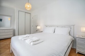 3 Schlafzimmer, Bügeleisen/Bügelbrett, WLAN, Bettwäsche