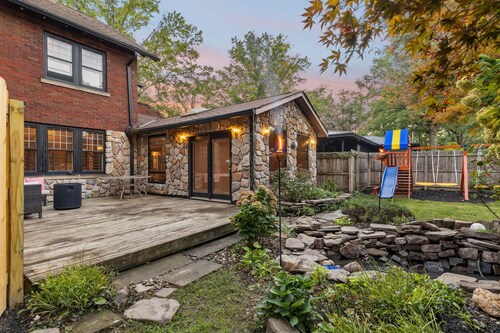 The Edgewater Estate-  7500 sqft of Indoor & Outdoor Fun! 