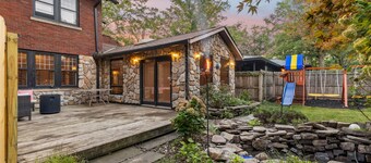 The Edgewater Estate- 7500 sqft of Indoor & Outdoor Fun!