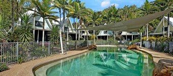 Canopy Chalet 6 - A cozy retreat for two on Magnetic Island.