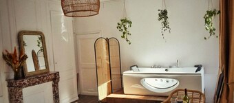 Balneo in the Jungle