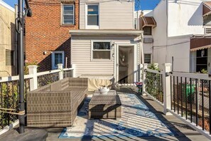 Terrace/patio - 3-bedroom house in South Philadelphia near all stadiums (Philadelphia)