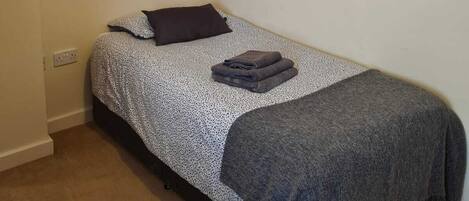 2 Schlafzimmer, Bügeleisen/Bügelbrett, WLAN, Bettwäsche