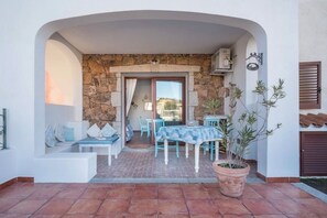 Outdoor dining - Appartamento in stile Beach-House adatto per coppie (Posada)