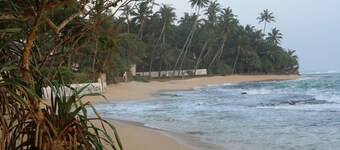 The Villa Sea Breeze